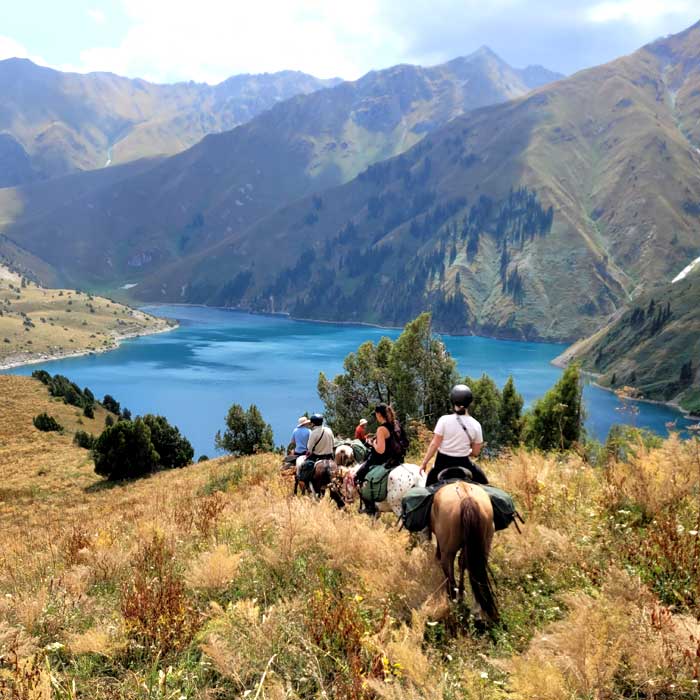 rando cheval sary chelek kirghizistan