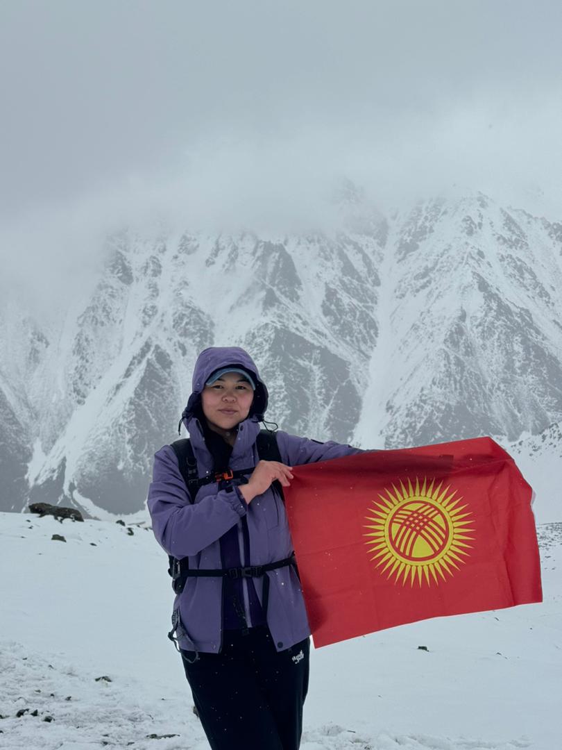 Raouchane, guide francophone et professeure d'histoire chez KirghizAsia